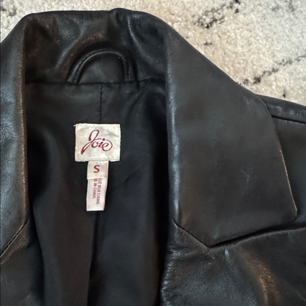 Gorgeous Vintage Joie leather blazer - Picture 6 of 7
